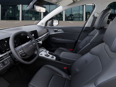 New 2026 Kia Sportage EX image 18