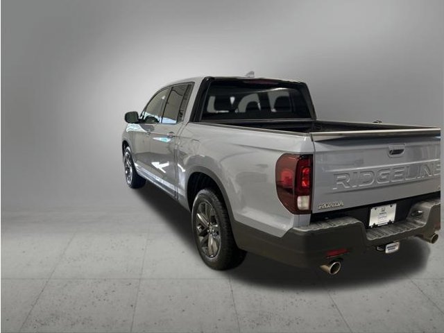 Certified 2024 Honda Ridgeline Sport image 9