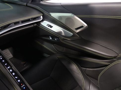 Used 2021 Chevrolet Corvette Stingray Premium Conv w/ Battery Protection Package image 55