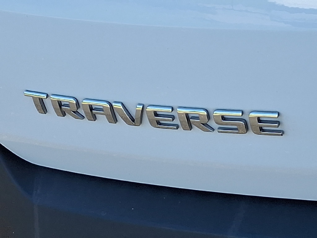 Certified 2021 Chevrolet Traverse LT FWD image 32