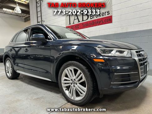 Used 2018 Audi Q5 2.0T Premium Plus w/ Premium Plus Package image 1