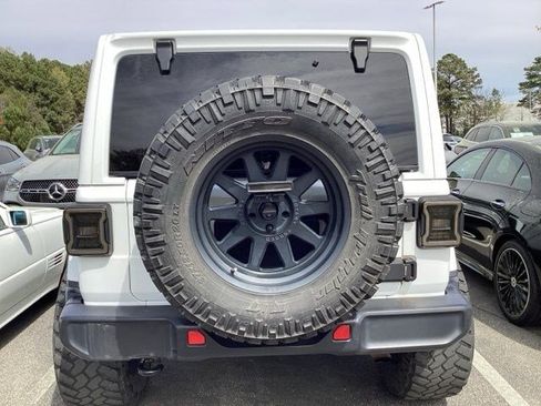 Used 2020 Jeep Wrangler Unlimited Sahara w/ Uconnect 4C Nav & Sound Group image 3