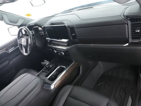 Used 2023 GMC Sierra 1500 Elevation w/ Elevation Premium Package AWD/4WD image 29