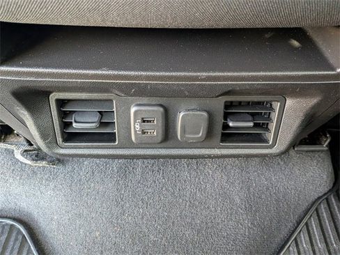 Used 2020 Chevrolet Silverado 1500 LT w/ All-Star Edition image 15