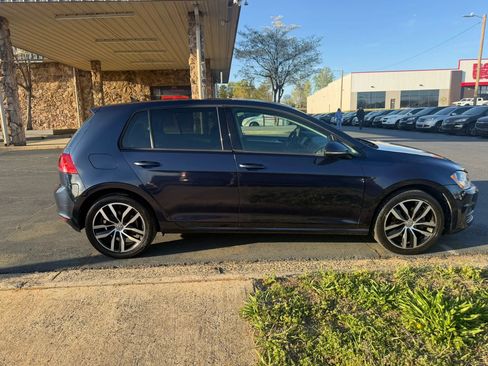 Used 2017 Volkswagen Golf SE FWD image 8