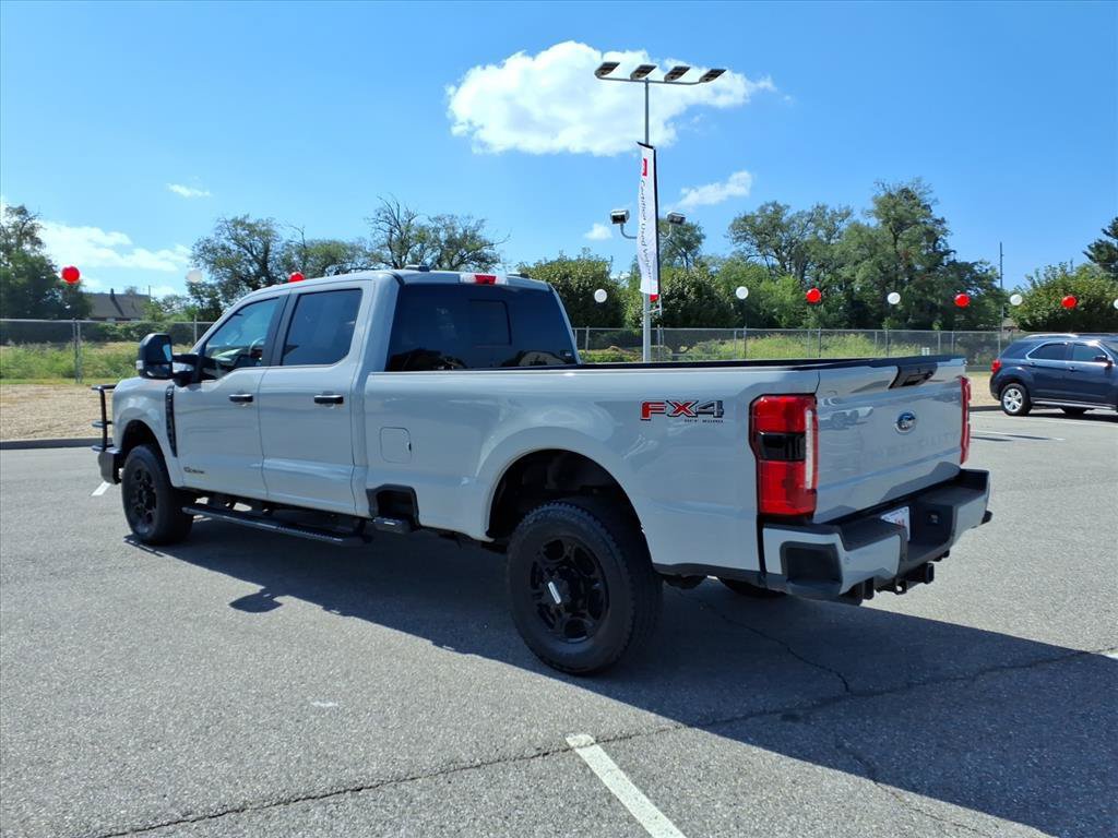 Used 2026 Ford F250 XL w/ STX Appearance Package AWD/4WD image 7