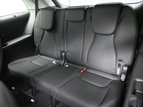 New 2026 Kia Carnival SX Prestige image 32