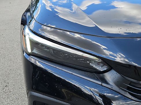 Used 2023 Honda Civic Sport image 9