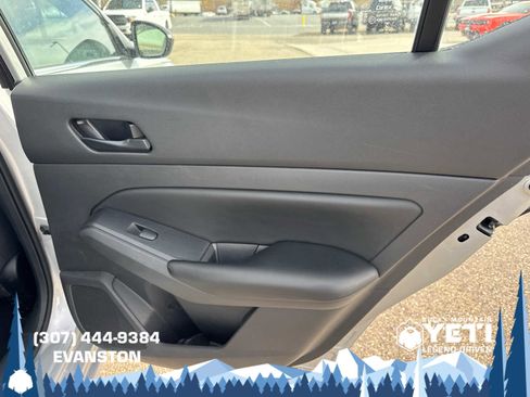 Used 2024 Nissan Altima 2.5 S image 16