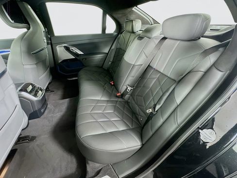 Used 2026 BMW 760i xDrive w/ Executive Package AWD/4WD image 24