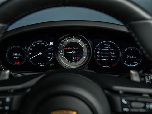 Certified 2025 Porsche 911 Turbo AWD/4WD image 20