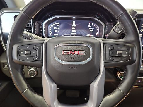 Used 2025 GMC Sierra 1500 SLT AWD/4WD image 21