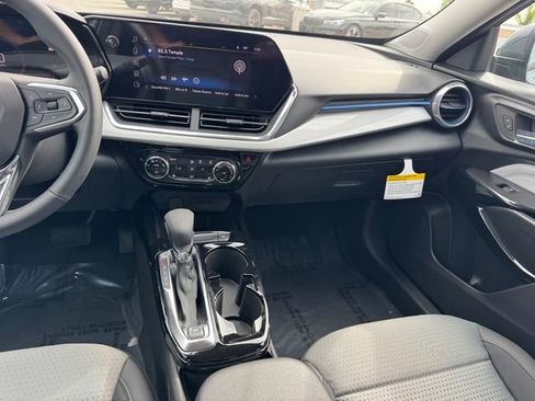 New 2026 Chevrolet Trax LT w/ LT Convenience Package image 13