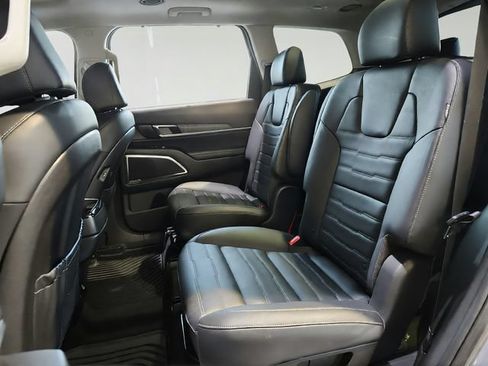 Certified 2023 Kia Telluride SX Prestige AWD/4WD image 22