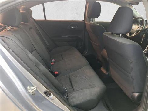 Used 2017 Honda Accord LX image 18