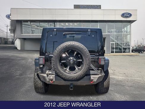 Used 2012 Jeep Wrangler Unlimited Sahara AWD/4WD image 7