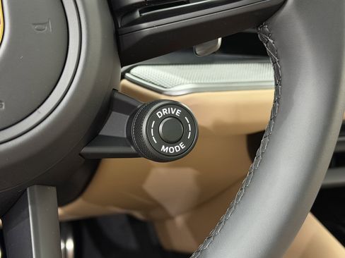 New 2026 Porsche Cayenne S image 50