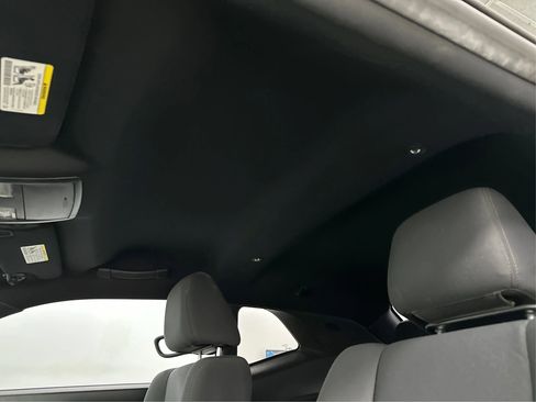 Used 2014 Dodge Challenger SXT w/ Sound Group image 21