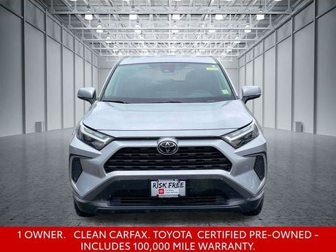 Used 2023 Toyota RAV4 LE AWD/4WD image 2