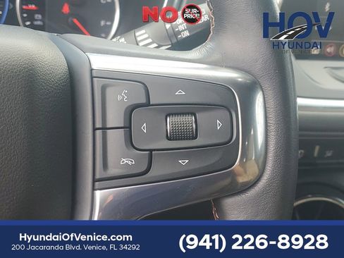 Used 2019 Chevrolet Blazer Premier w/ Sun and Wheels Package FWD image 27