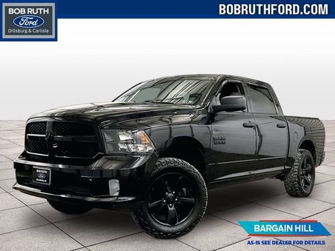 Used 2018 RAM 1500 Express w/ Black Ram 1500 Express Group AWD/4WD image 1