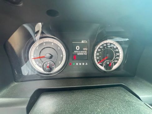 Used 2018 RAM 3500 Tradesman w/ Chrome Appearance Group AWD/4WD image 10