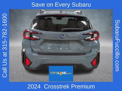 Used 2024 Subaru Crosstrek 2.0i Premium image 7