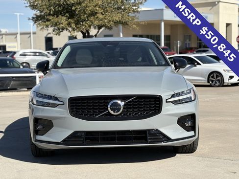 Certified 2024 Volvo S60 B5 Ultimate image 3