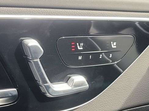 Used 2024 Mercedes-Benz C 300 image 23