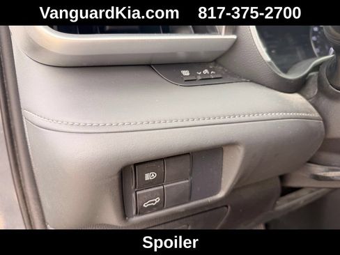 Used 2021 Toyota Highlander XLE FWD image 15