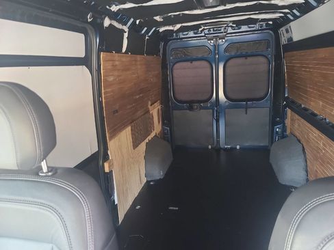 Used 2022 RAM ProMaster 2500 w/ Driver Convenience Group image 23