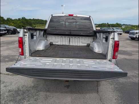 Used 2017 Ford F150 XLT w/ Equipment Group 302A Luxury AWD/4WD image 21