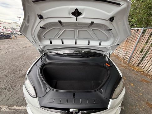 Used 2023 Tesla Model X AWD/4WD image 27