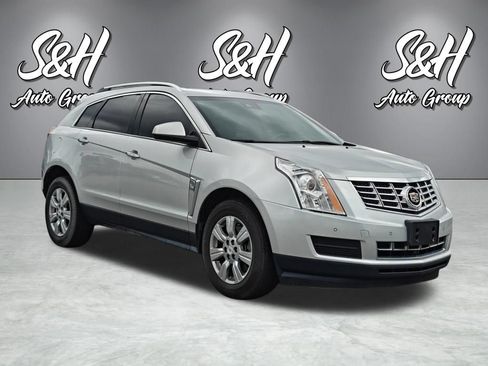 Used 2016 Cadillac SRX Luxury w/ Driver Awareness Package FWD image 2