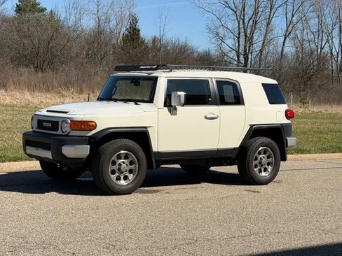 Used 2012 Toyota FJ Cruiser 4WD w/ Convenience Pkg image 20