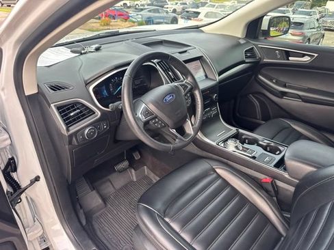 Used 2020 Ford Edge SEL w/ Convenience Package FWD image 10