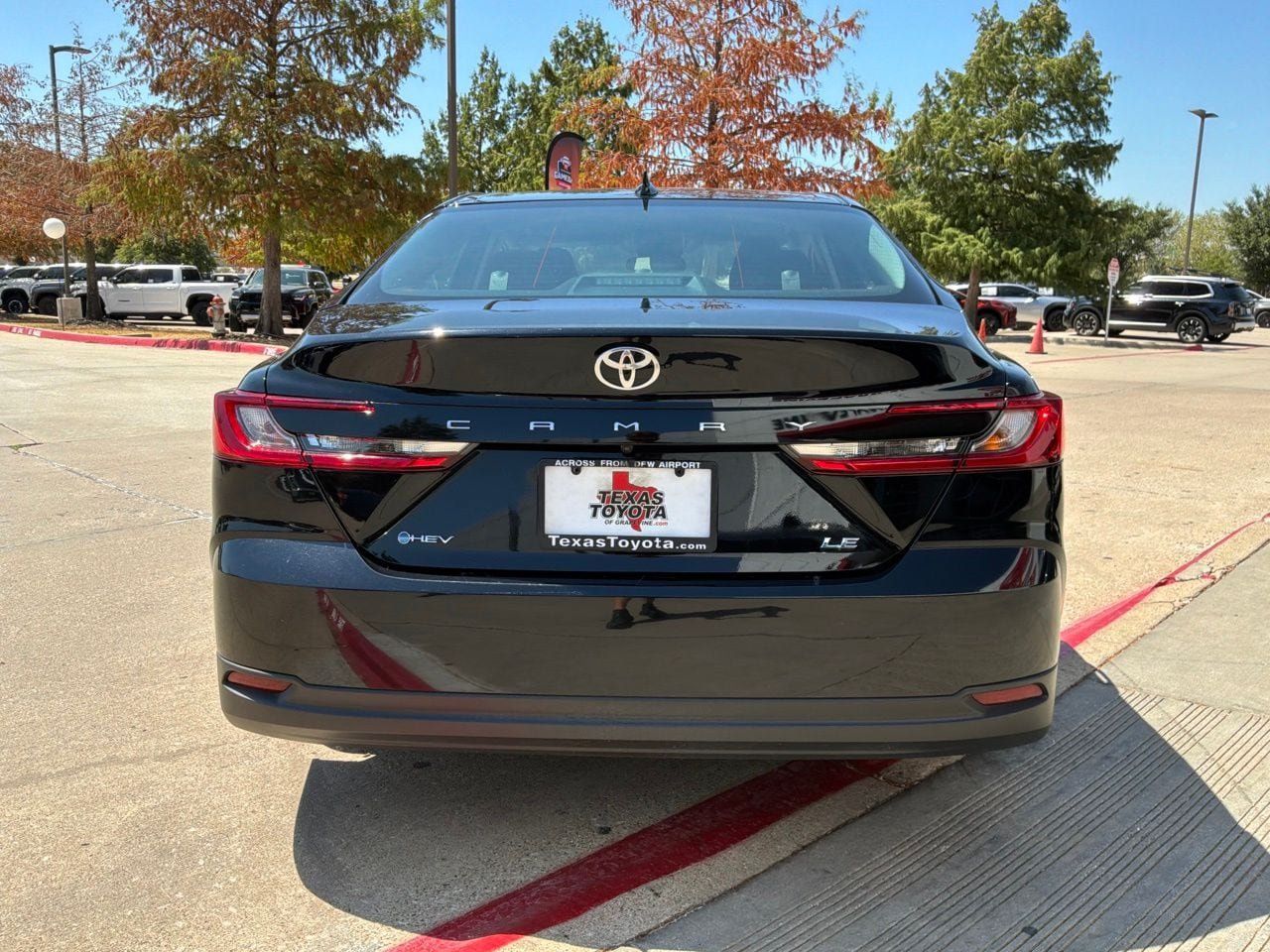 Used 2026 Toyota Camry LE FWD image 7