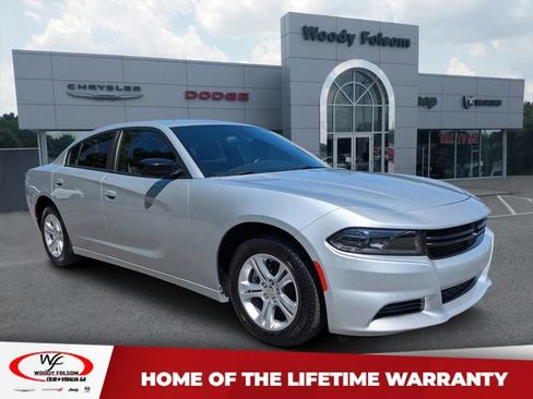 Used 2023 Dodge Charger SXT RWD image 1
