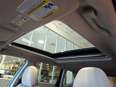 Used 2019 Subaru Forester Premium image 13