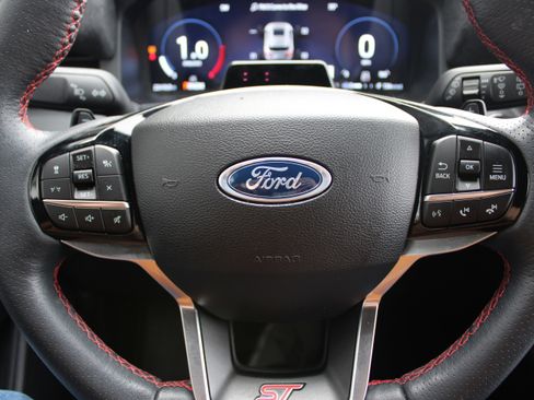Used 2025 Ford Explorer ST image 20