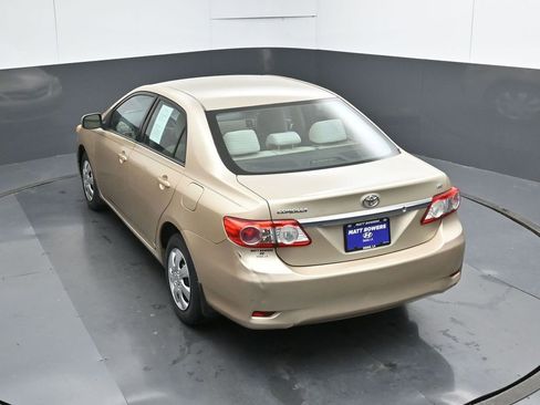 Used 2011 Toyota Corolla LE FWD image 46