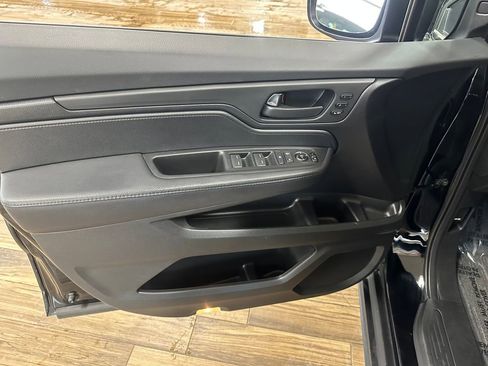 Used 2021 Honda Odyssey EX-L image 9