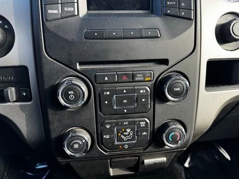 Used 2013 Ford F150 XLT w/ Luxury Equipment Group image 13