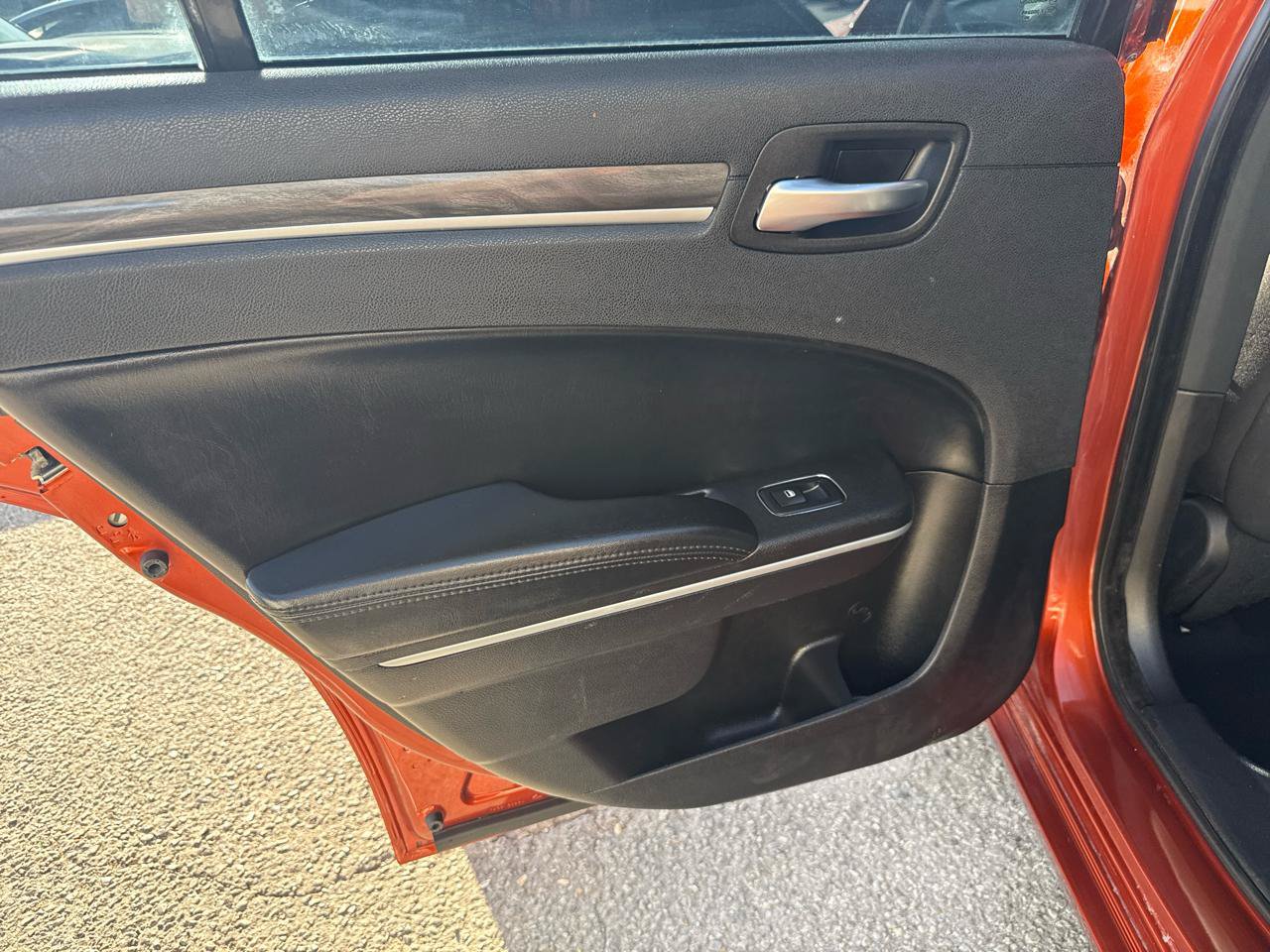 Used 2021 Chrysler 300 Touring w/ Sport Appearance Package RWD image 15