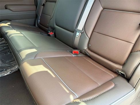 New 2026 GMC Sierra 1500 Denali w/ Denali Reserve Package image 13