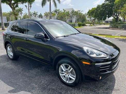 Used 2016 Porsche Cayenne image 2