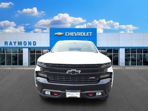 Certified 2019 Chevrolet Silverado 1500 LT Trail Boss AWD/4WD image 8