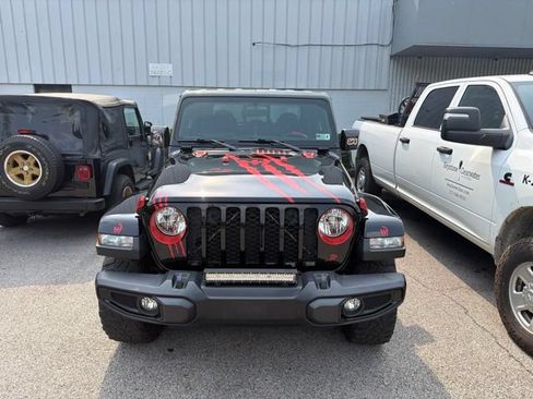 Used 2021 Jeep Gladiator Sport AWD/4WD image 2