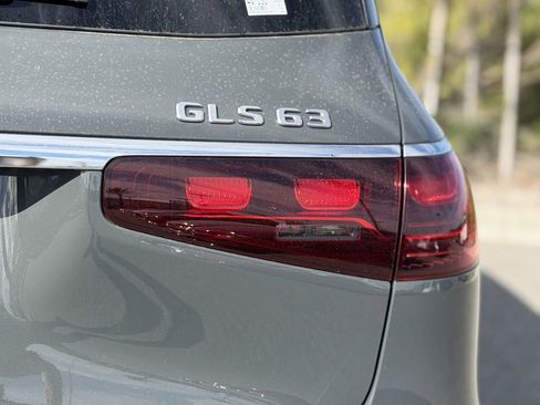New 2026 Mercedes-Benz GLS 63 AMG 4MATIC image 12