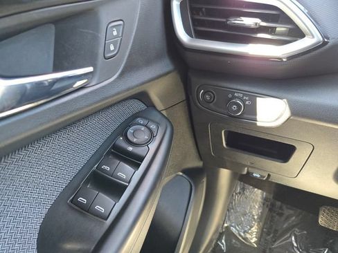 Used 2022 Chevrolet TrailBlazer LS FWD image 18